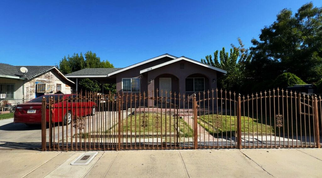 12608 1st Drive A, Cutler, CA 93615