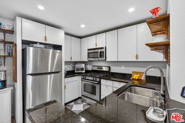 8300 Manitoba Street 314, Playa Del Rey, CA 90293