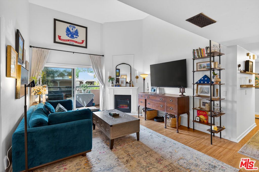 8300 Manitoba Street 314, Playa Del Rey, CA 90293