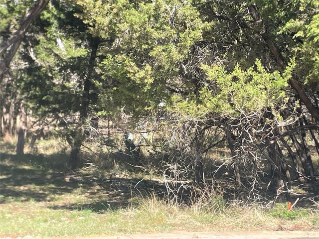 301 Augusta CV, Lago Vista, TX 78645