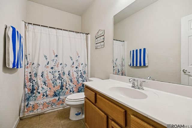 37043 Oak Haven Dr, Denham Springs, LA 70706