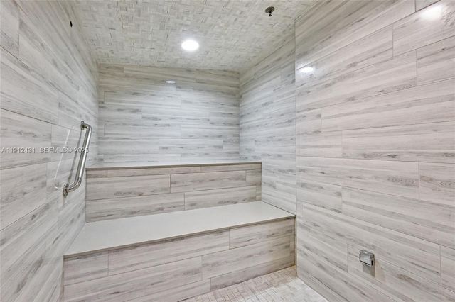 2720 Donald Ross Rd 503, Palm Beach Gardens, FL 33410