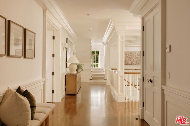 2435 Mandeville Canyon Road, Los Angeles, CA 90049