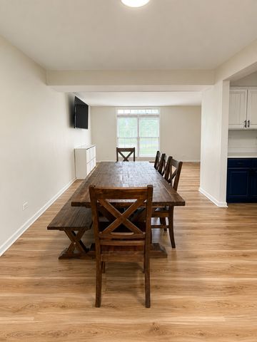 1610 Hartley Drive, Algonquin, IL 60102