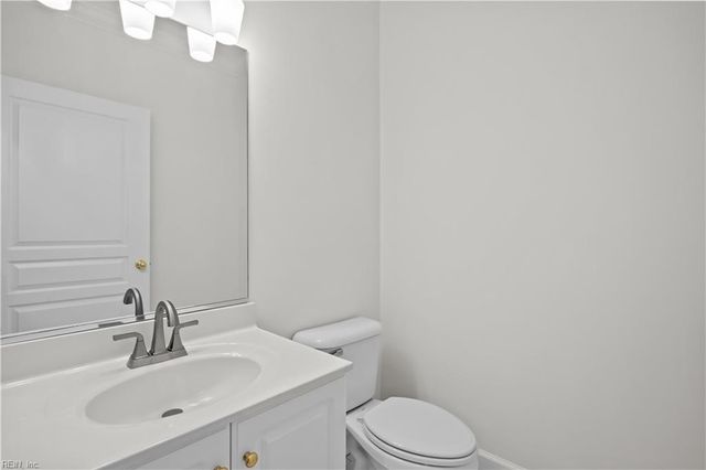 2425 Ocean Shore Cres Apt 201, Virginia Beach, VA 23451