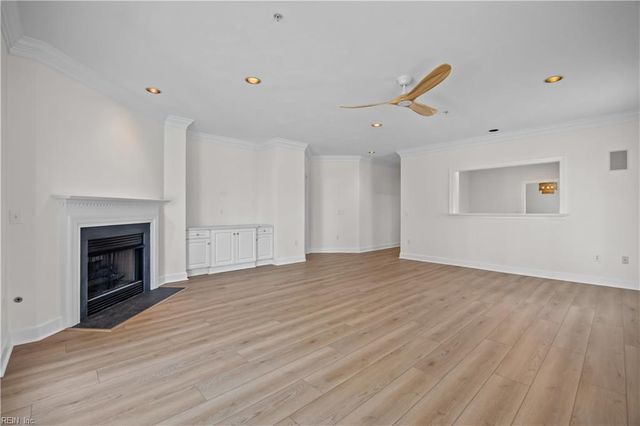 2425 Ocean Shore Cres Apt 201, Virginia Beach, VA 23451
