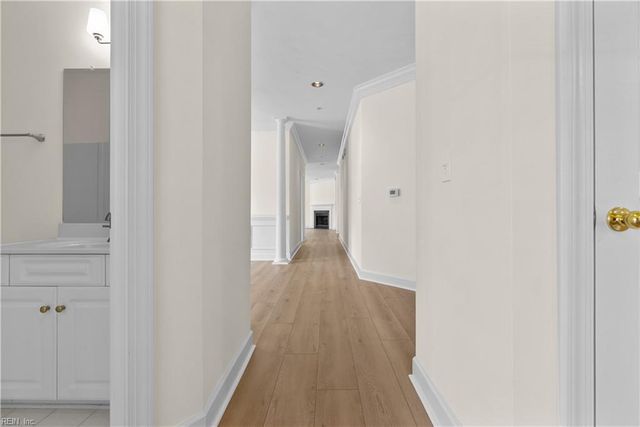 2425 Ocean Shore Cres Apt 201, Virginia Beach, VA 23451