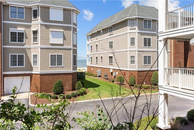 2425 Ocean Shore Cres Apt 201, Virginia Beach, VA 23451