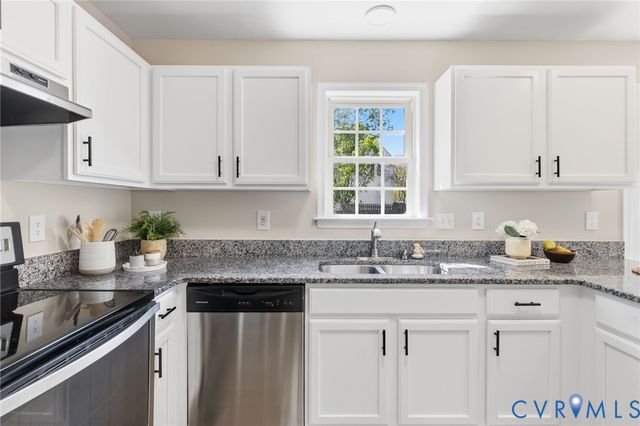 5508 Abbott Cir, Glen Allen, VA 23059
