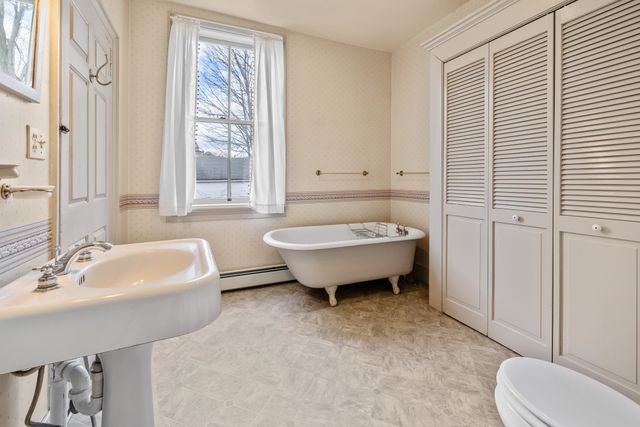 52 School Street, Haverhill, NH 03765