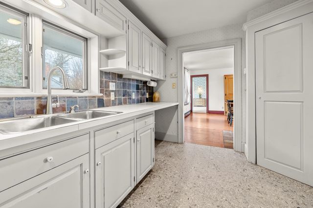 52 School Street, Haverhill, NH 03765