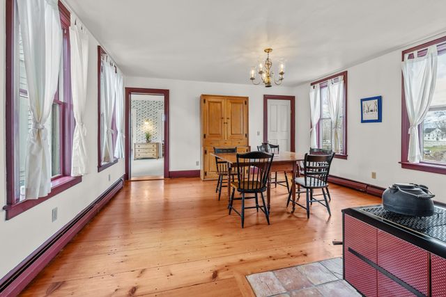 52 School Street, Haverhill, NH 03765