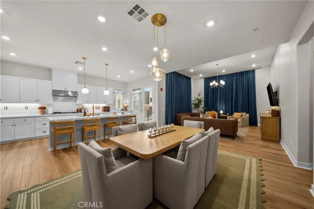 26729 Greylock Lane 302, Valencia, CA 91381