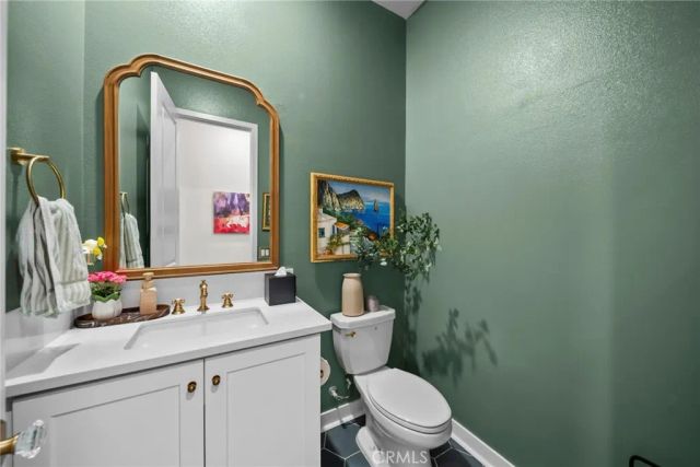 26729 Greylock Lane 302, Valencia, CA 91381