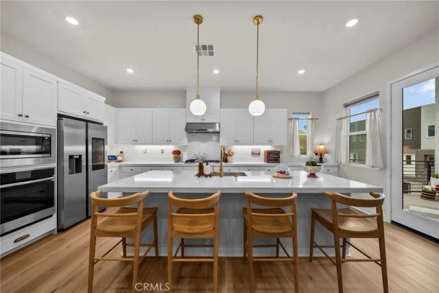 26729 Greylock Lane 302, Valencia, CA 91381