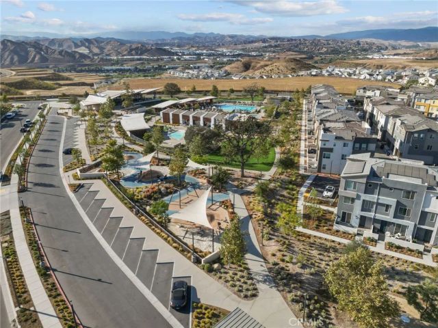 26729 Greylock Lane 302, Valencia, CA 91381