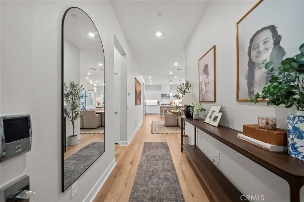 26729 Greylock Lane 302, Valencia, CA 91381