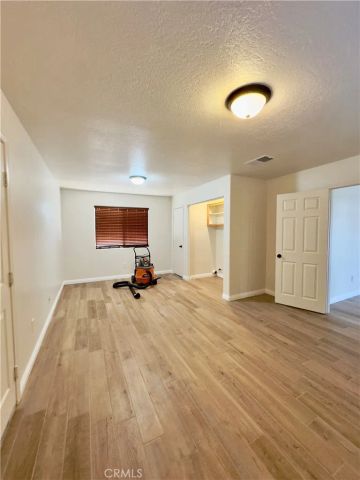 12401 Tesuque Road, Apple Valley, CA 92308