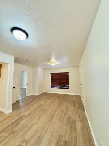 12401 Tesuque Road, Apple Valley, CA 92308