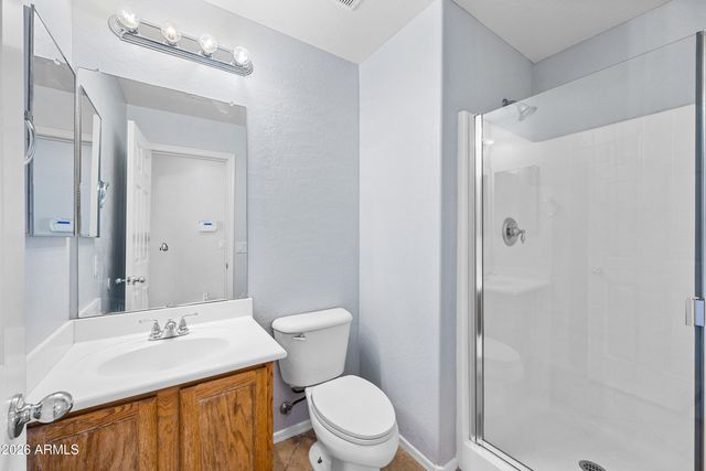 7940 W FLORENCE Avenue, Phoenix, AZ 85043