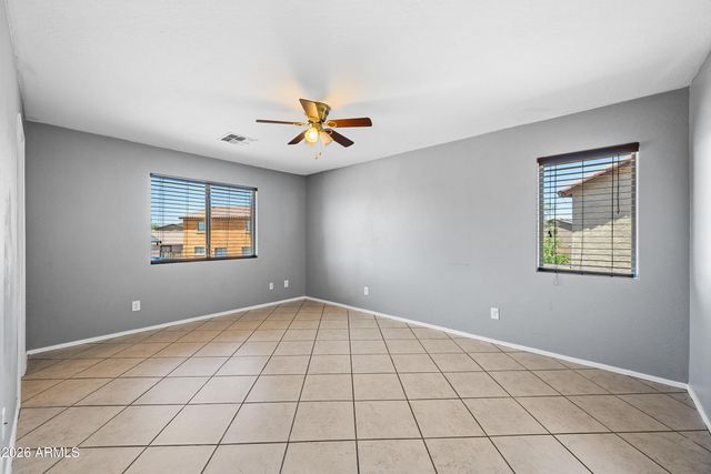 7940 W FLORENCE Avenue, Phoenix, AZ 85043