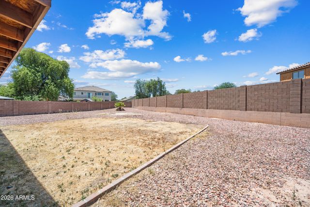 7940 W FLORENCE Avenue, Phoenix, AZ 85043