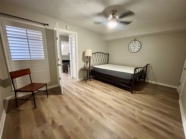2301 Basil Drive F214, Arlington, TX 76006
