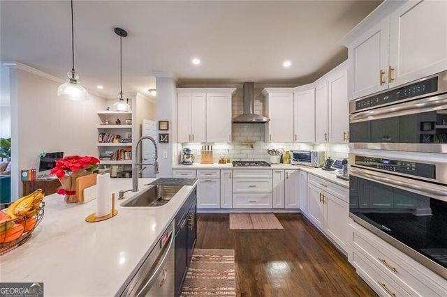 2409 Meadow Isle Lane, Lawrenceville, GA 30043