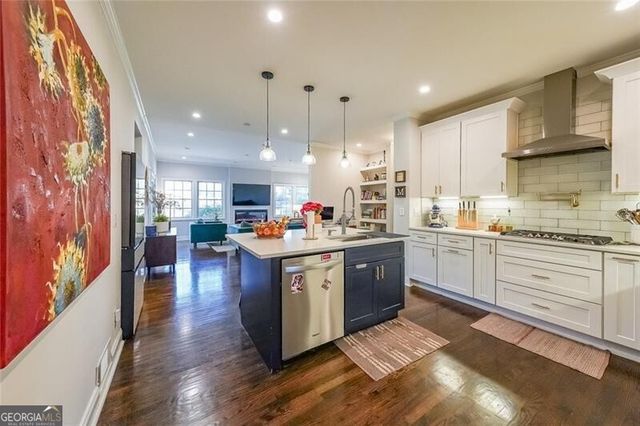 2409 Meadow Isle Lane, Lawrenceville, GA 30043