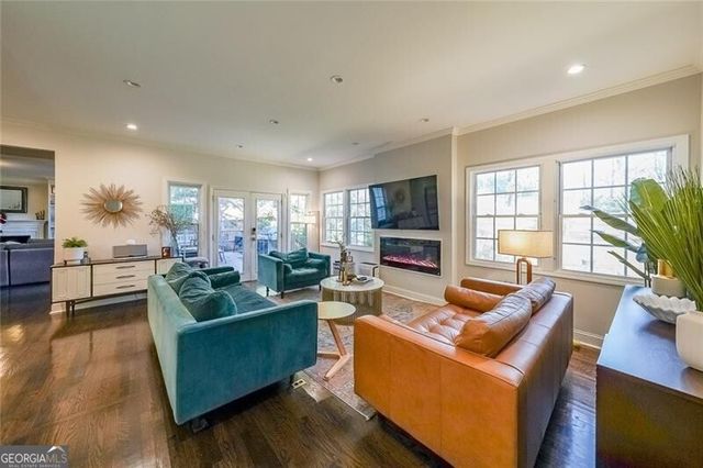 2409 Meadow Isle Lane, Lawrenceville, GA 30043