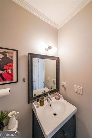 2409 Meadow Isle Lane, Lawrenceville, GA 30043