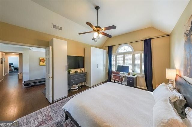 2409 Meadow Isle Lane, Lawrenceville, GA 30043