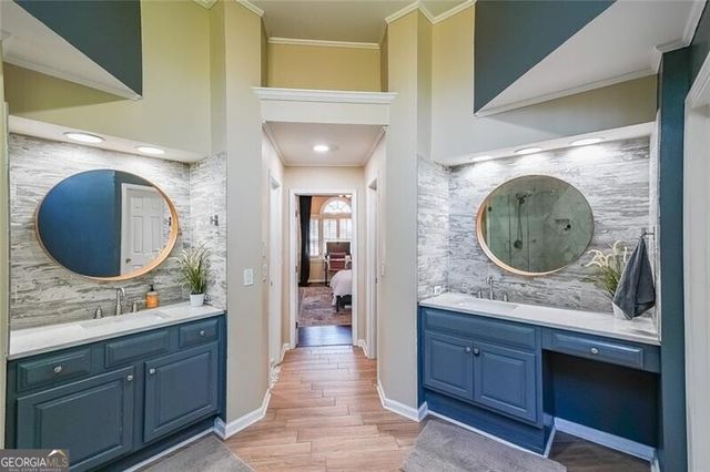 2409 Meadow Isle Lane, Lawrenceville, GA 30043