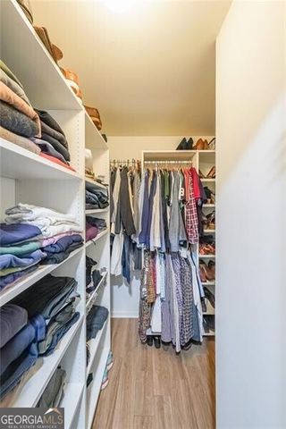 2409 Meadow Isle Lane, Lawrenceville, GA 30043