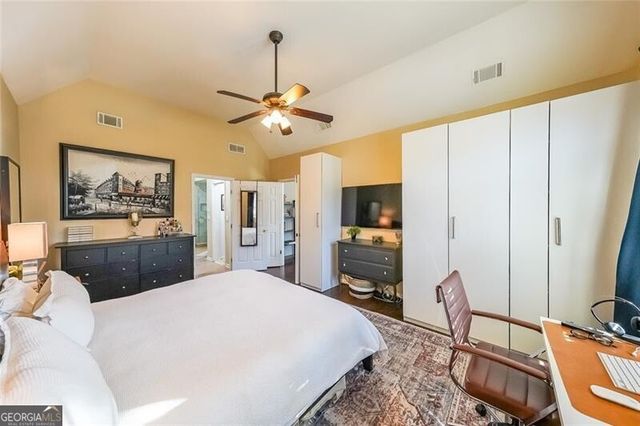 2409 Meadow Isle Lane, Lawrenceville, GA 30043