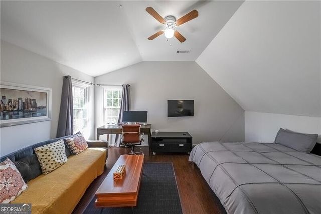 2409 Meadow Isle Lane, Lawrenceville, GA 30043