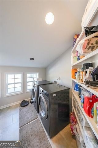 2409 Meadow Isle Lane, Lawrenceville, GA 30043