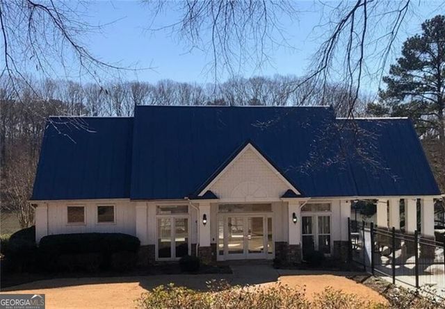 2409 Meadow Isle Lane, Lawrenceville, GA 30043