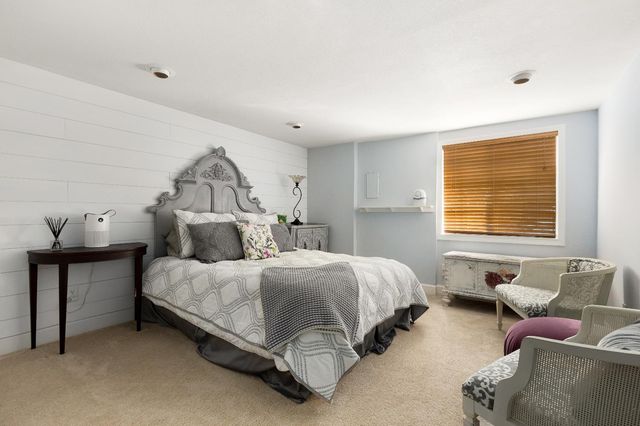 12636 Nottingham Ln, Grass Valley, CA 95949