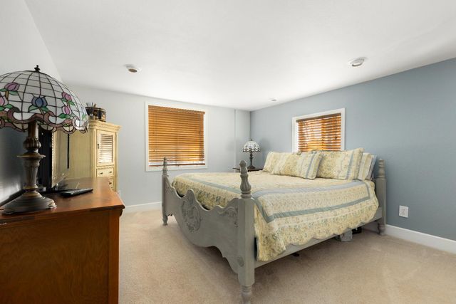 12636 Nottingham Ln, Grass Valley, CA 95949