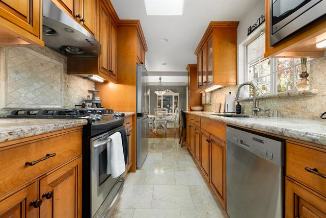 12636 Nottingham Ln, Grass Valley, CA 95949