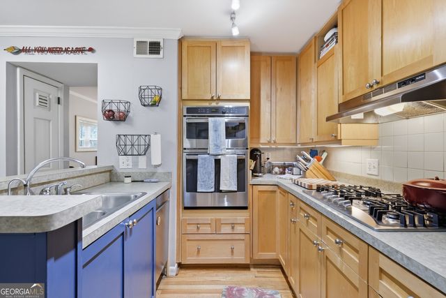 381 10th Street NE APT 4, Atlanta, GA 30309