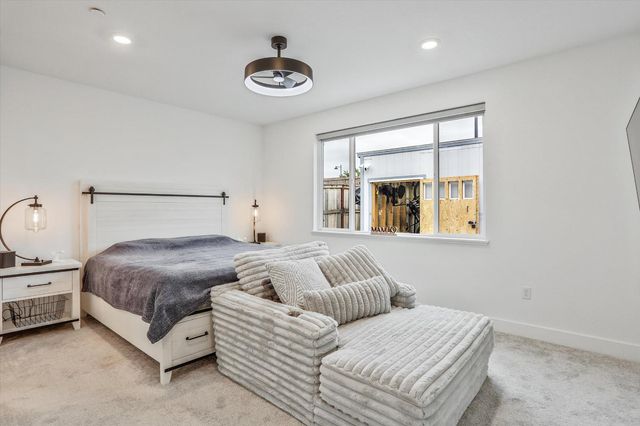 3366 Apollo Ct, Folsom, CA 95630
