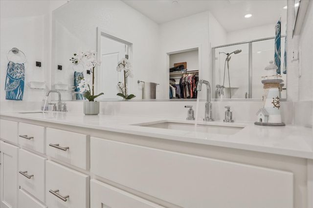 3366 Apollo Ct, Folsom, CA 95630