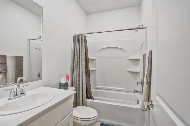 3366 Apollo Ct, Folsom, CA 95630