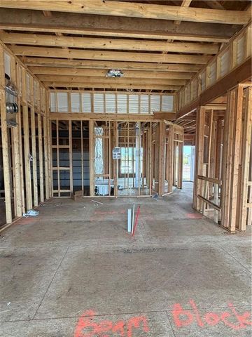 15335 W 161 Street, Olathe, KS 66062