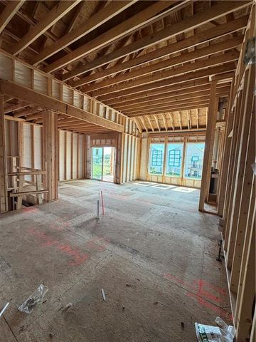 15335 W 161 Street, Olathe, KS 66062