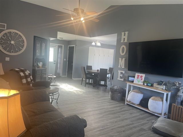 49801 Chase Way, Mattawan, MI 49071