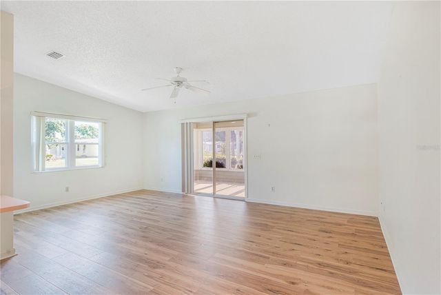 1114 PARADISE DRIVE, Lady Lake, FL 32159
