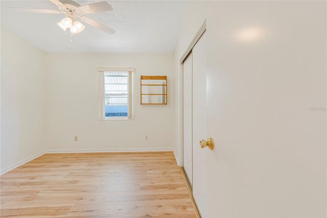 1114 PARADISE DRIVE, Lady Lake, FL 32159